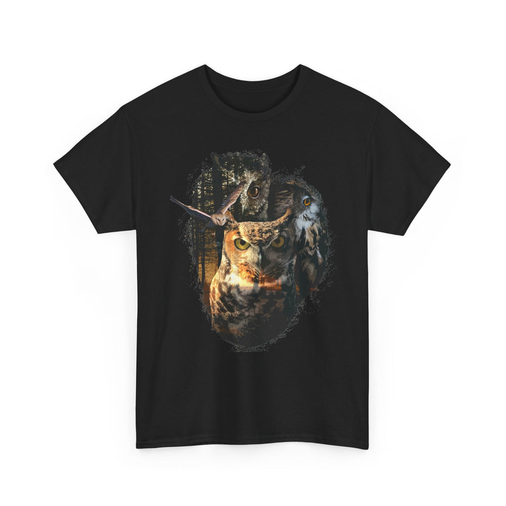 Shadows of the Forest Unisex  T-Shirt – Nordisches Natur-T-Shirt mit Eulen und Wolf Motiv