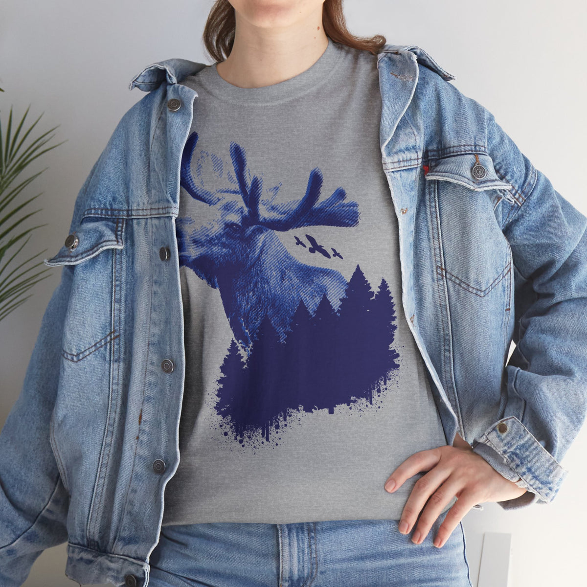 Elch T-Shirt Unisex | König der Wälder Skandinavischer Fichtenwald Graphic Shirt