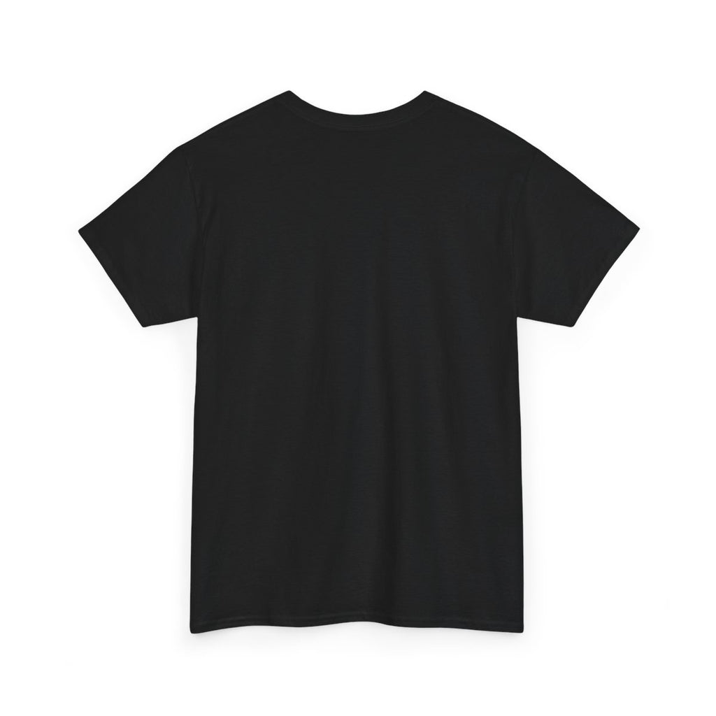 König der Alpen: Majestätischer Hirsch – Unisex T-Shirt