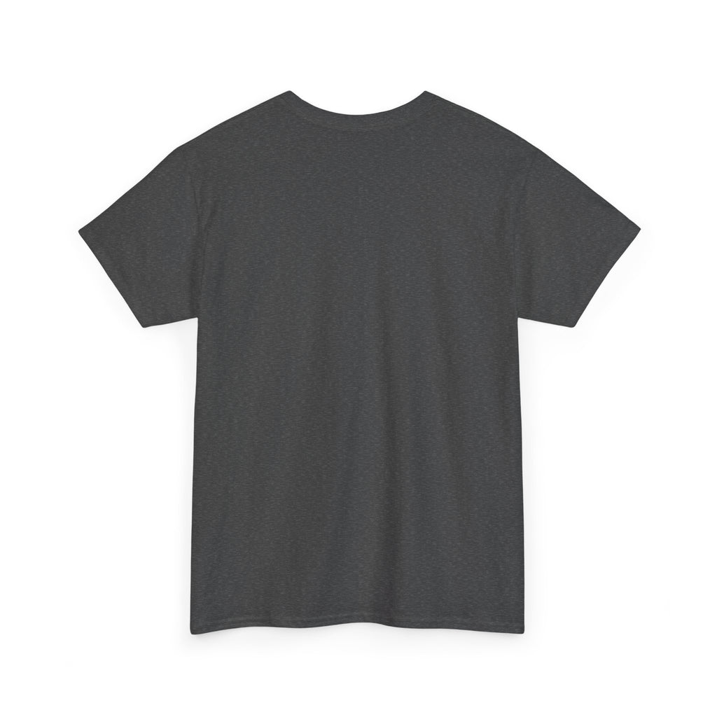Shadows of the Forest Unisex  T-Shirt – Nordisches Natur-T-Shirt mit Eulen und Wolf Motiv