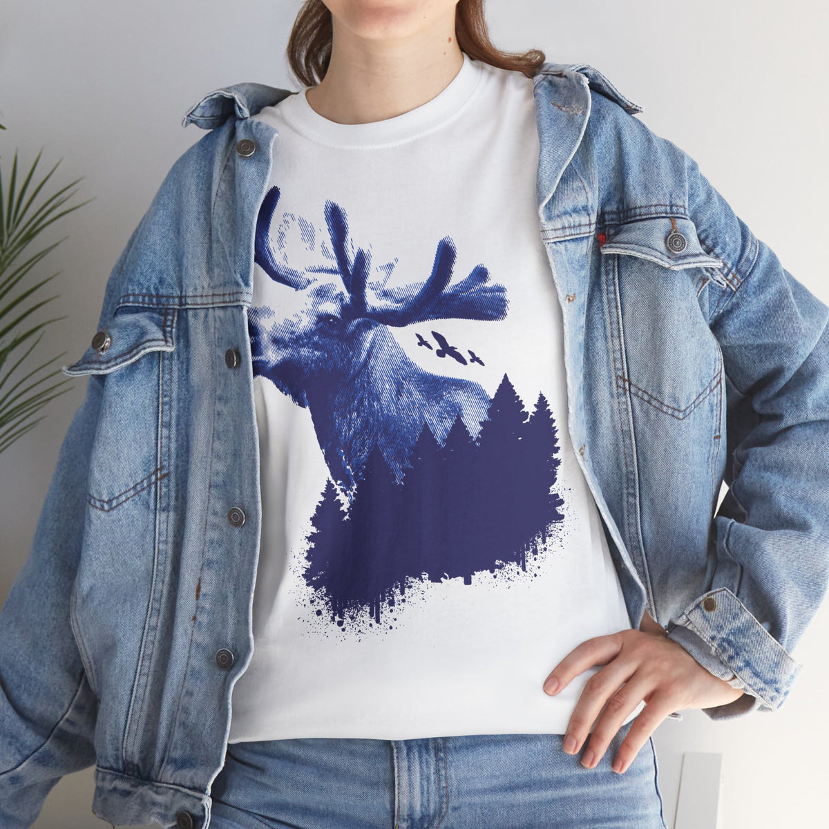 Elch T-Shirt Unisex | König der Wälder Skandinavischer Fichtenwald Graphic Shirt