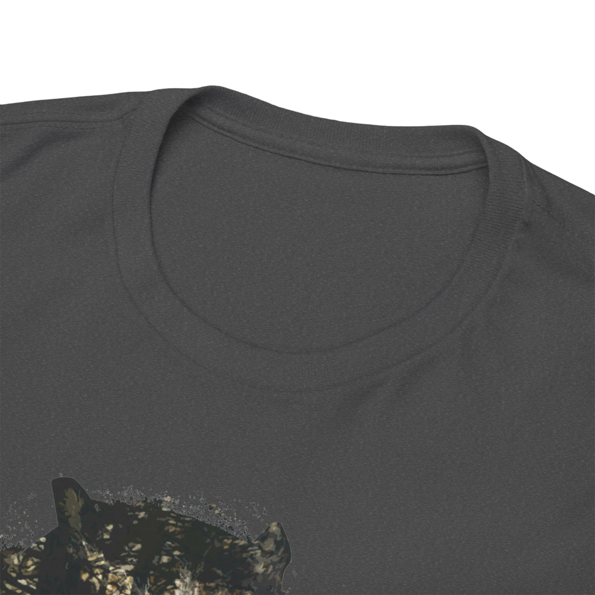 Shadows of the Forest Unisex  T-Shirt – Nordisches Natur-T-Shirt mit Eulen und Wolf Motiv