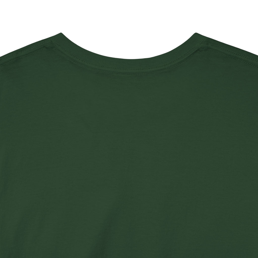 Shadows of the Forest Unisex  T-Shirt – Nordisches Natur-T-Shirt mit Eulen und Wolf Motiv